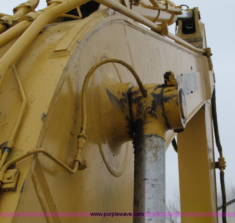 image for item E5020 2000 Komatsu PC300LC-6LE excavator