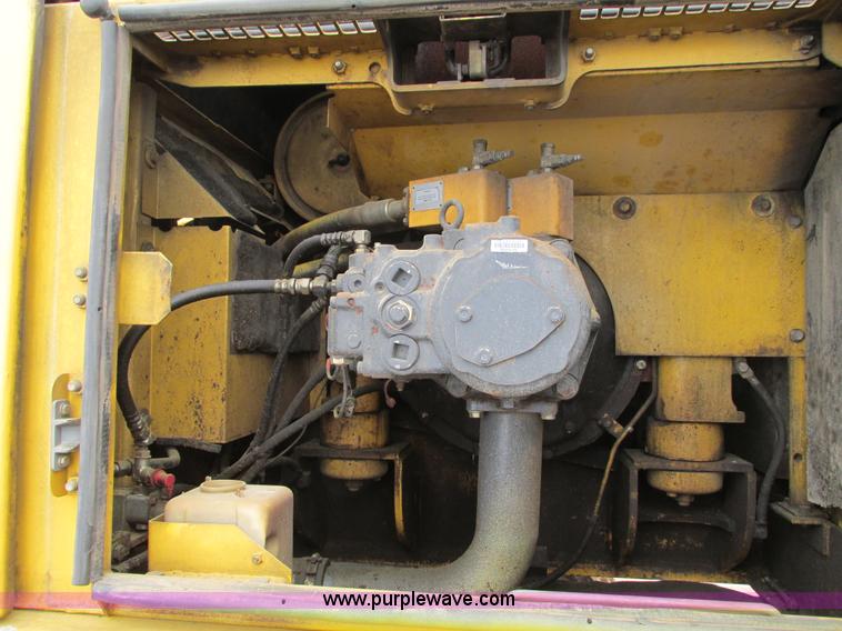 image for item E5020 2000 Komatsu PC300LC-6LE excavator