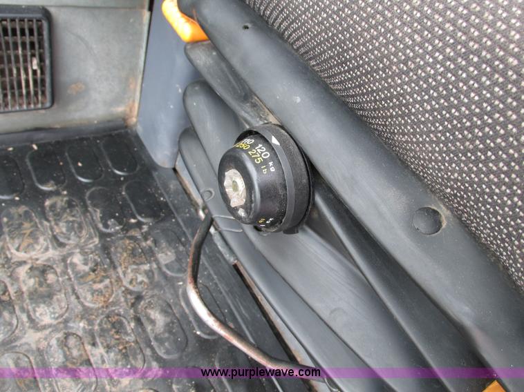 image for item E5020 2000 Komatsu PC300LC-6LE excavator