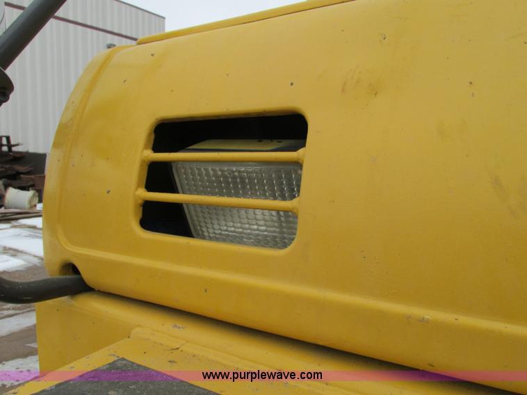 image for item E5020 2000 Komatsu PC300LC-6LE excavator