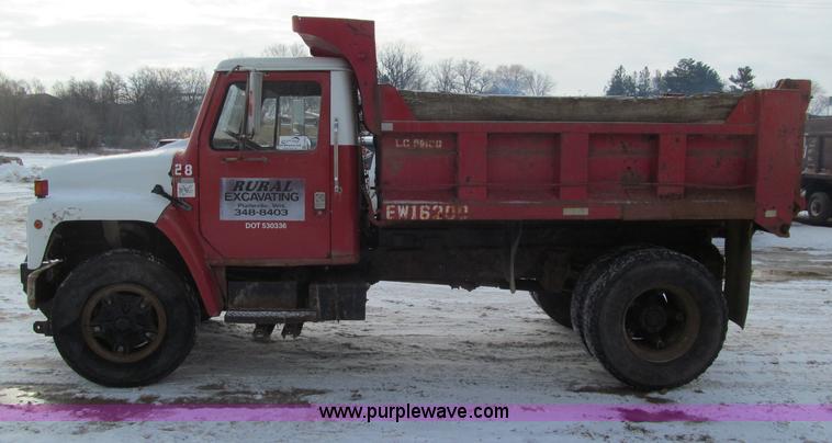 image for item F5952 1979 International 1954 dump truck