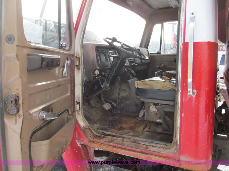 image for item F5952 1979 International 1954 dump truck