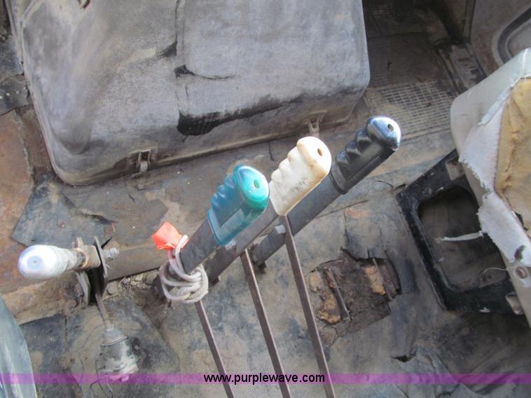 image for item F5952 1979 International 1954 dump truck