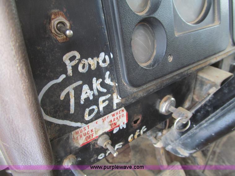 image for item F5952 1979 International 1954 dump truck