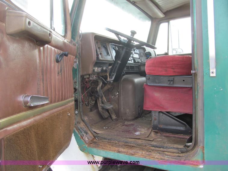 image for item F5953 1978 International F2674 quad axle dump truck