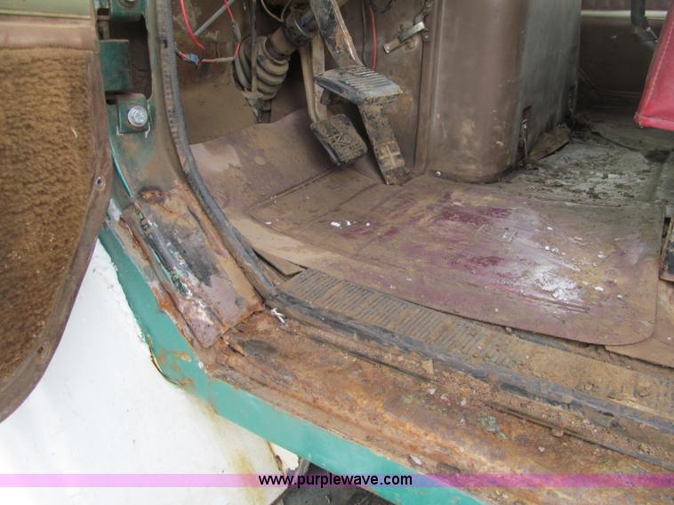 image for item F5953 1978 International F2674 quad axle dump truck