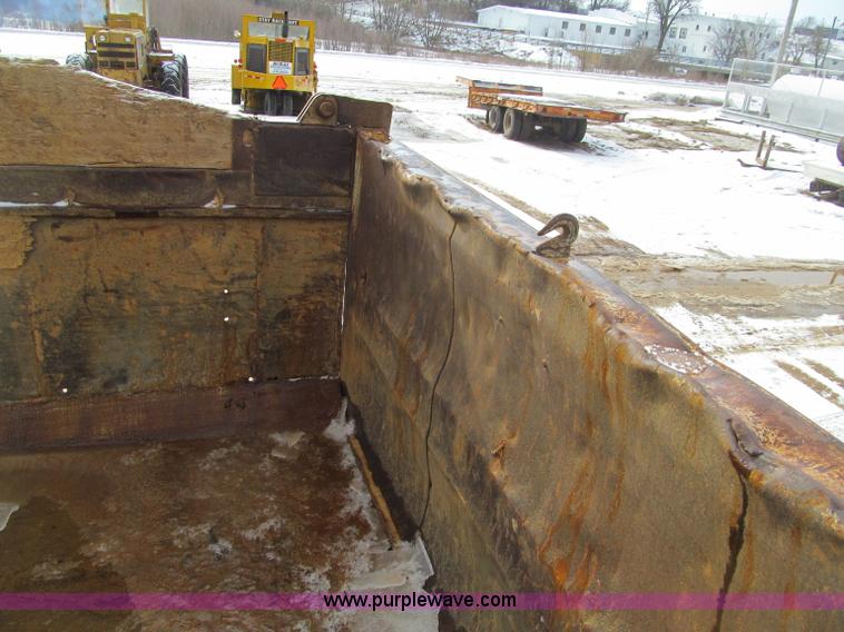 image for item F5953 1978 International F2674 quad axle dump truck