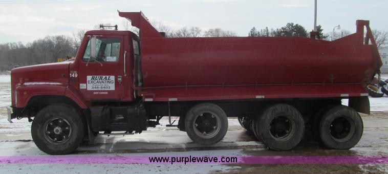 image for item F5954 1984 International F2674 tri axle dump truck