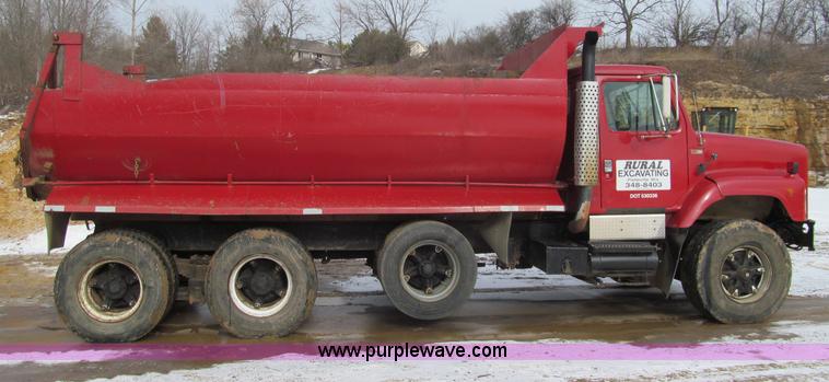image for item F5954 1984 International F2674 tri axle dump truck