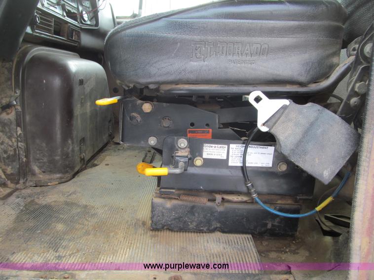 image for item F5954 1984 International F2674 tri axle dump truck