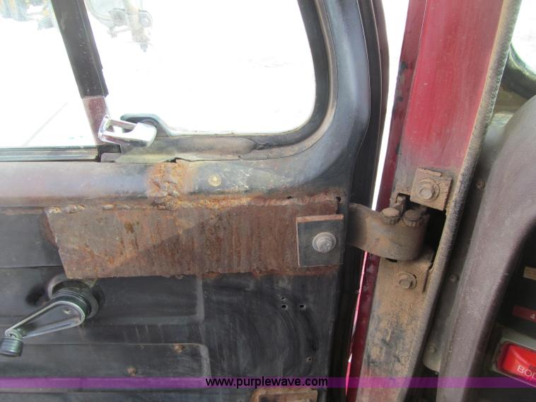 image for item F5954 1984 International F2674 tri axle dump truck