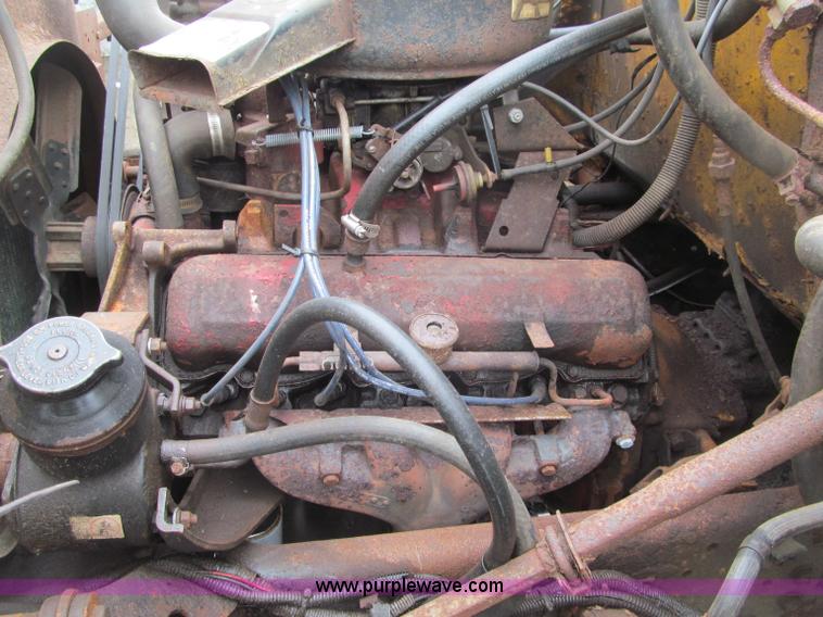 image for item F5955 1979 International 1824 dump truck