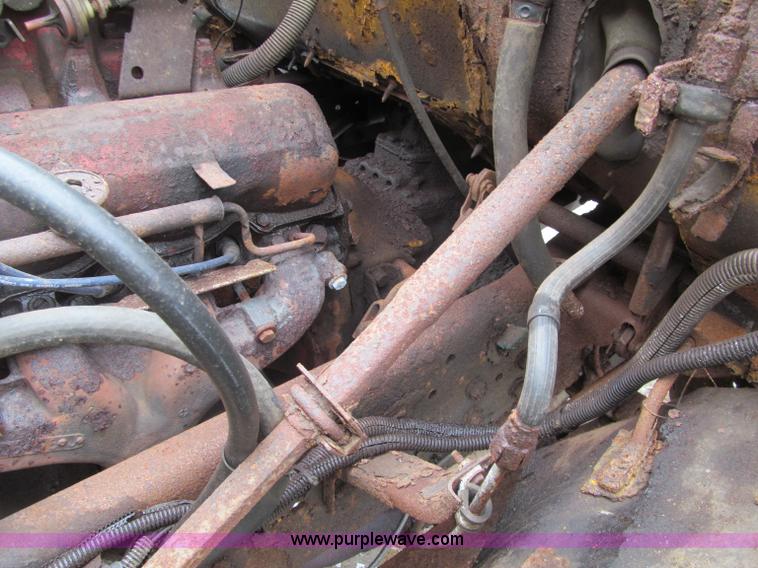 image for item F5955 1979 International 1824 dump truck