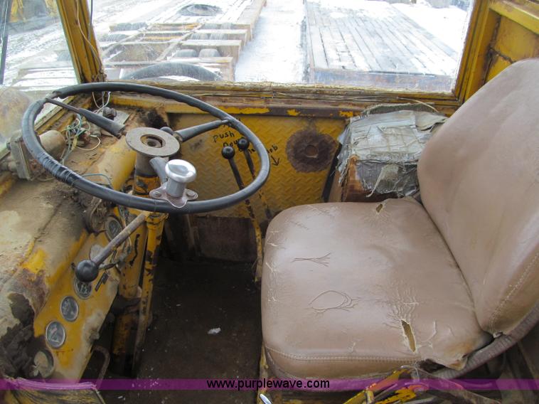 image for item F5956 LeTaurneau-Westinghouse LW300 wheel loader