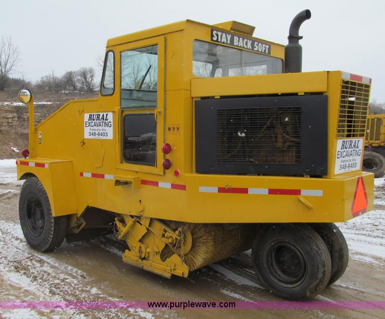 image for item F5957 Elgin 977 street sweeper