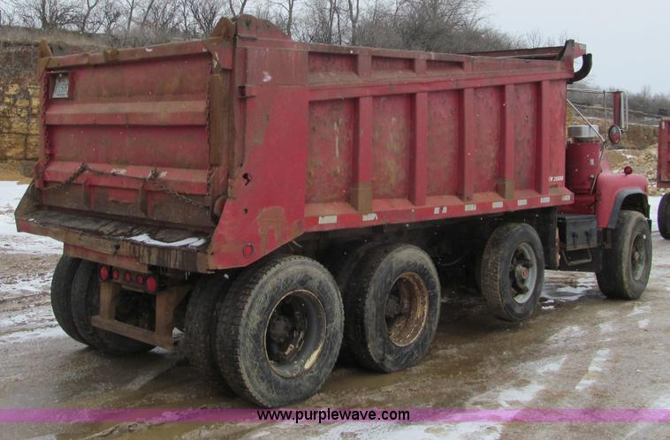image for item F5958 1980 Mack DM686 tri axle dump truck