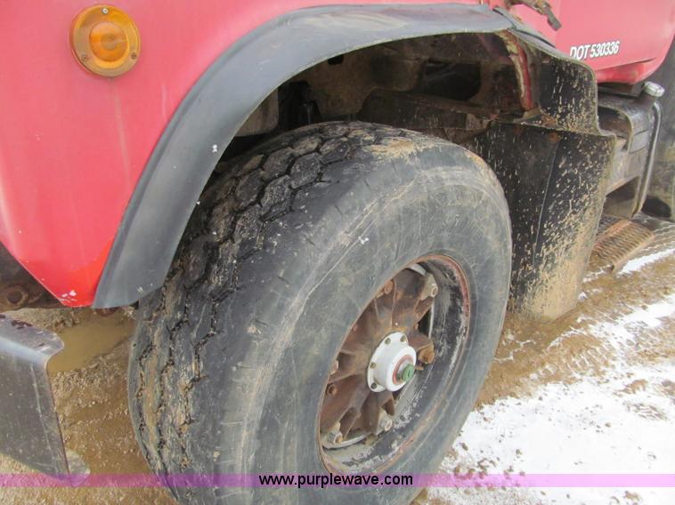 image for item F5958 1980 Mack DM686 tri axle dump truck