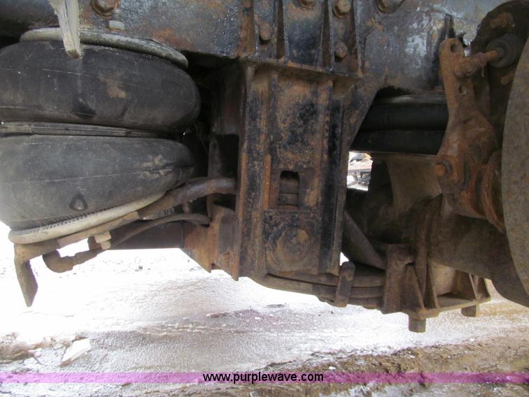 image for item F5958 1980 Mack DM686 tri axle dump truck