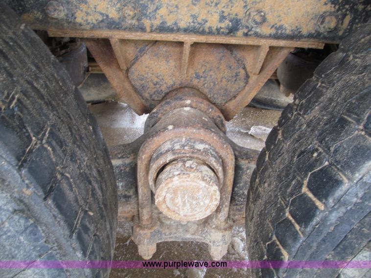 image for item F5958 1980 Mack DM686 tri axle dump truck