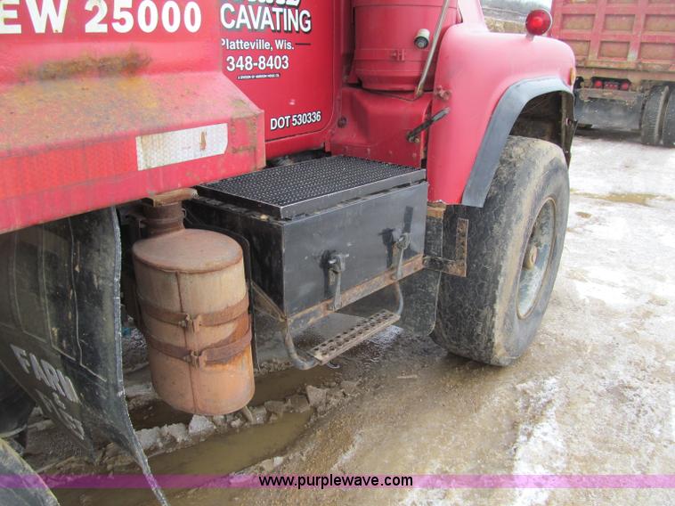 image for item F5958 1980 Mack DM686 tri axle dump truck