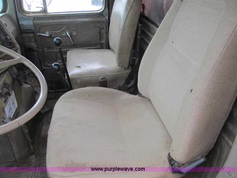 image for item F5958 1980 Mack DM686 tri axle dump truck