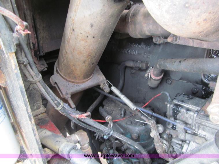 image for item F5958 1980 Mack DM686 tri axle dump truck