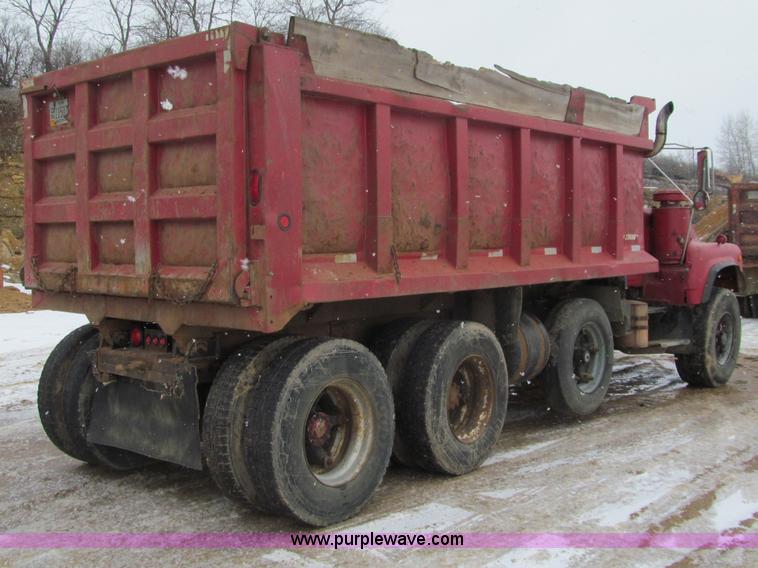 image for item F5959 1981 Mack DM686S tri axle dump truck
