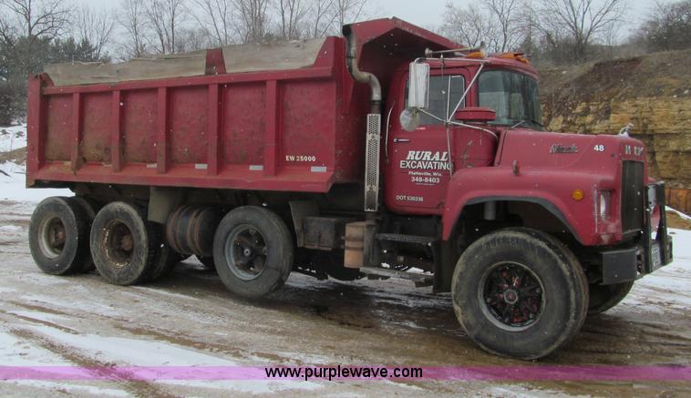 image for item F5959 1981 Mack DM686S tri axle dump truck