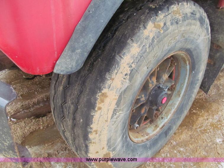 image for item F5959 1981 Mack DM686S tri axle dump truck