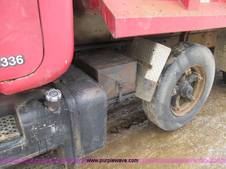 image for item F5959 1981 Mack DM686S tri axle dump truck