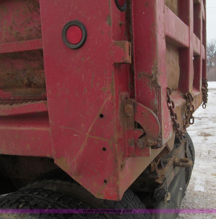 image for item F5959 1981 Mack DM686S tri axle dump truck