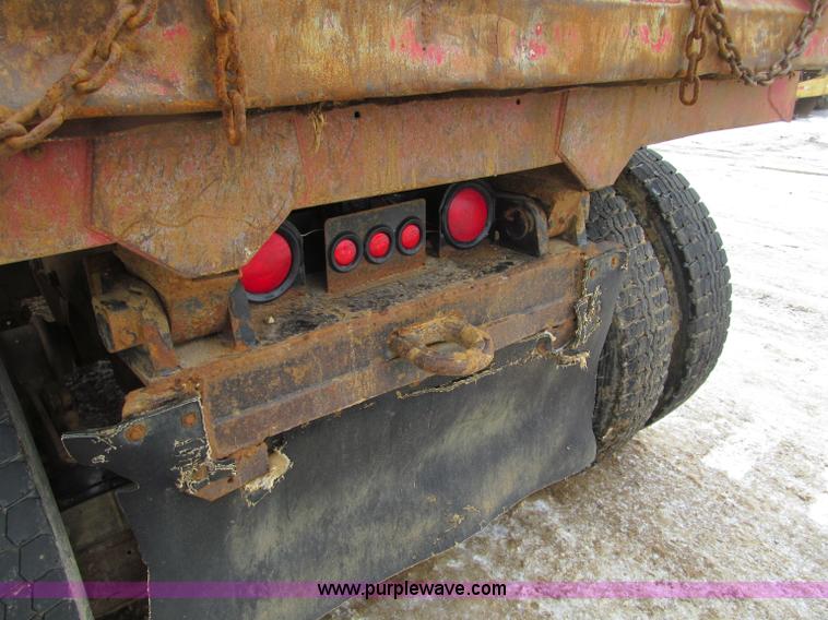 image for item F5959 1981 Mack DM686S tri axle dump truck