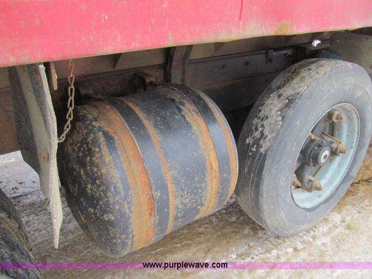 image for item F5959 1981 Mack DM686S tri axle dump truck