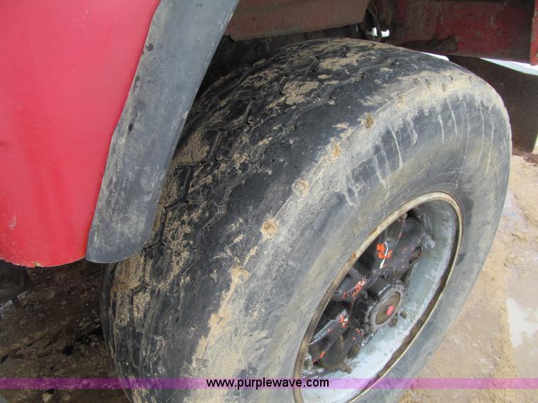 image for item F5959 1981 Mack DM686S tri axle dump truck