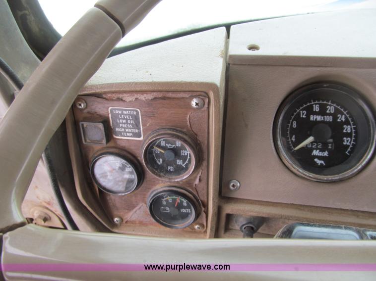 image for item F5959 1981 Mack DM686S tri axle dump truck