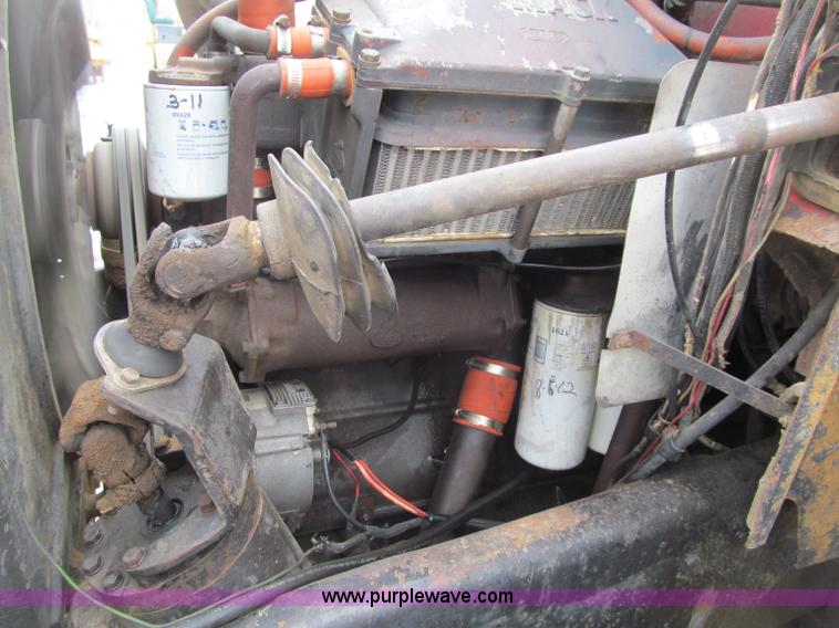 image for item F5959 1981 Mack DM686S tri axle dump truck