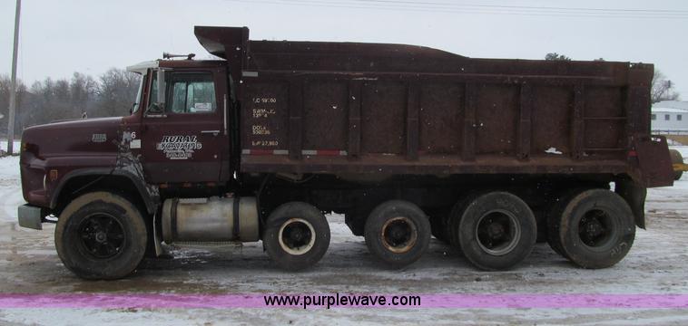 image for item F5960 1986 Ford 9000 quad axle dump truck