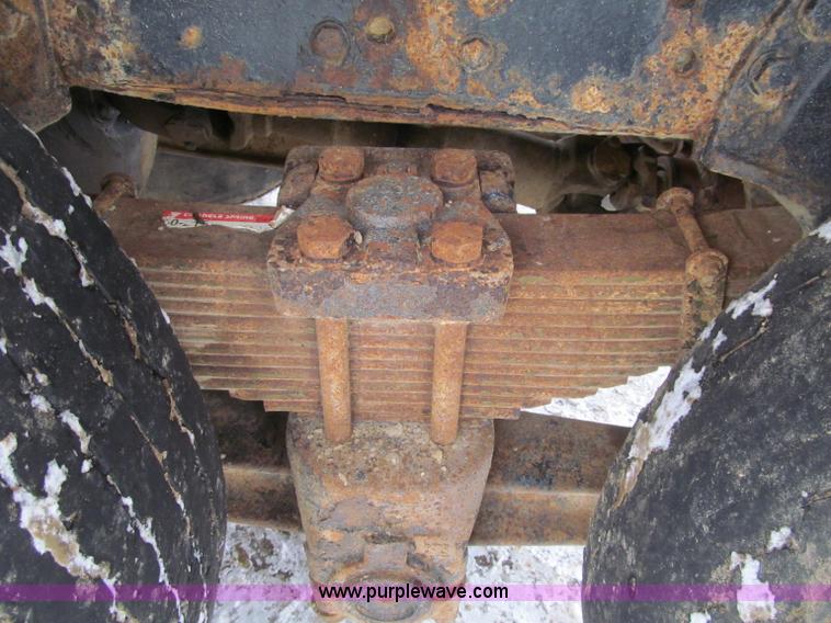image for item F5960 1986 Ford 9000 quad axle dump truck