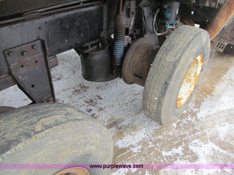 image for item F5960 1986 Ford 9000 quad axle dump truck