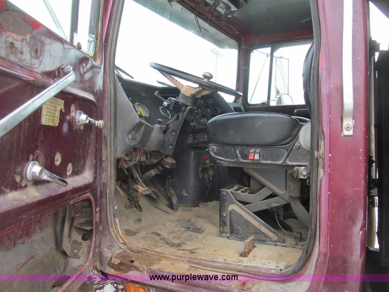 image for item F5960 1986 Ford 9000 quad axle dump truck