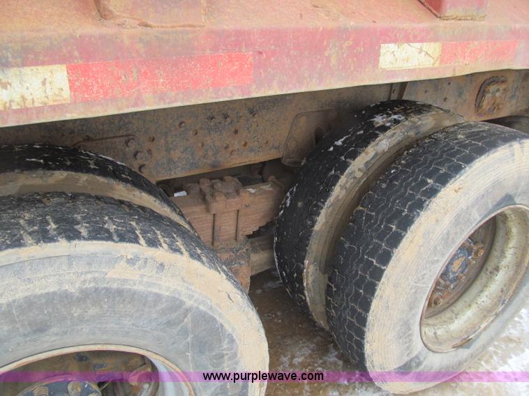 image for item F5961 1986 Ford Aeromax L9000 tri axle dump truck