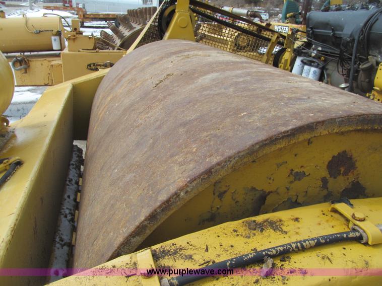 image for item F5962 Smooth drum vibratory roller