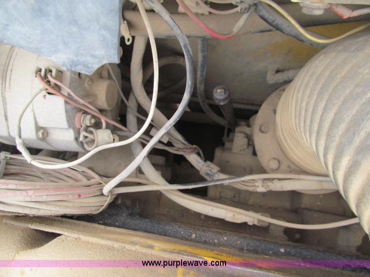 image for item F5964 Hyster C610B vibratory smooth drum roller