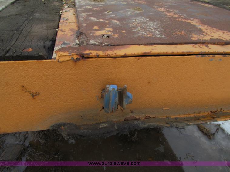 image for item F5965 1955 Martin Manufacturing GHP5T tandem axle trailer