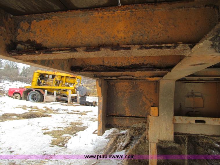 image for item F5965 1955 Martin Manufacturing GHP5T tandem axle trailer