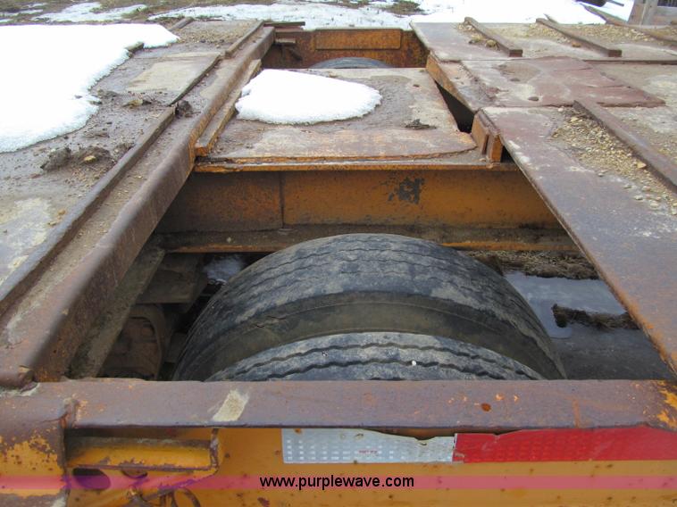 image for item F5965 1955 Martin Manufacturing GHP5T tandem axle trailer