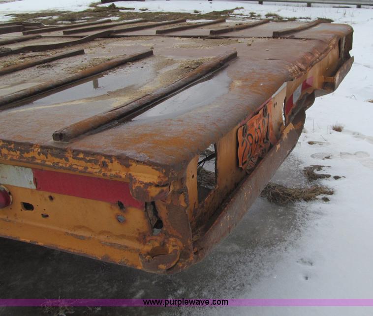 image for item F5965 1955 Martin Manufacturing GHP5T tandem axle trailer