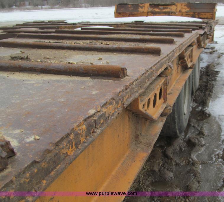 image for item F5965 1955 Martin Manufacturing GHP5T tandem axle trailer