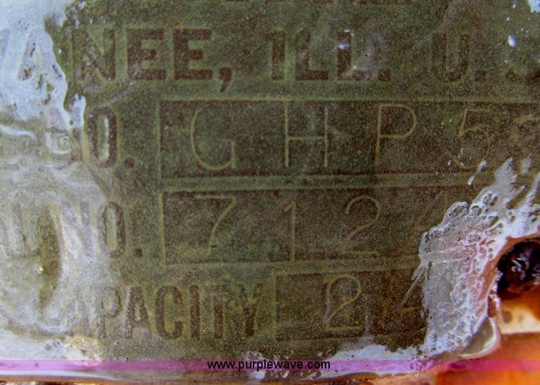 image for item F5965 1955 Martin Manufacturing GHP5T tandem axle trailer