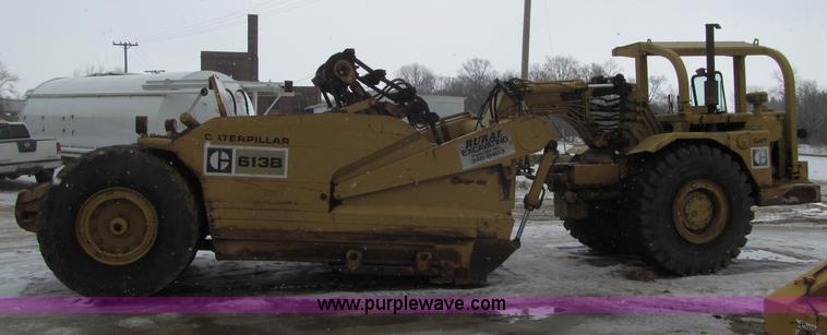 image for item F5967 1974 Caterpillar 613B elevating scraper